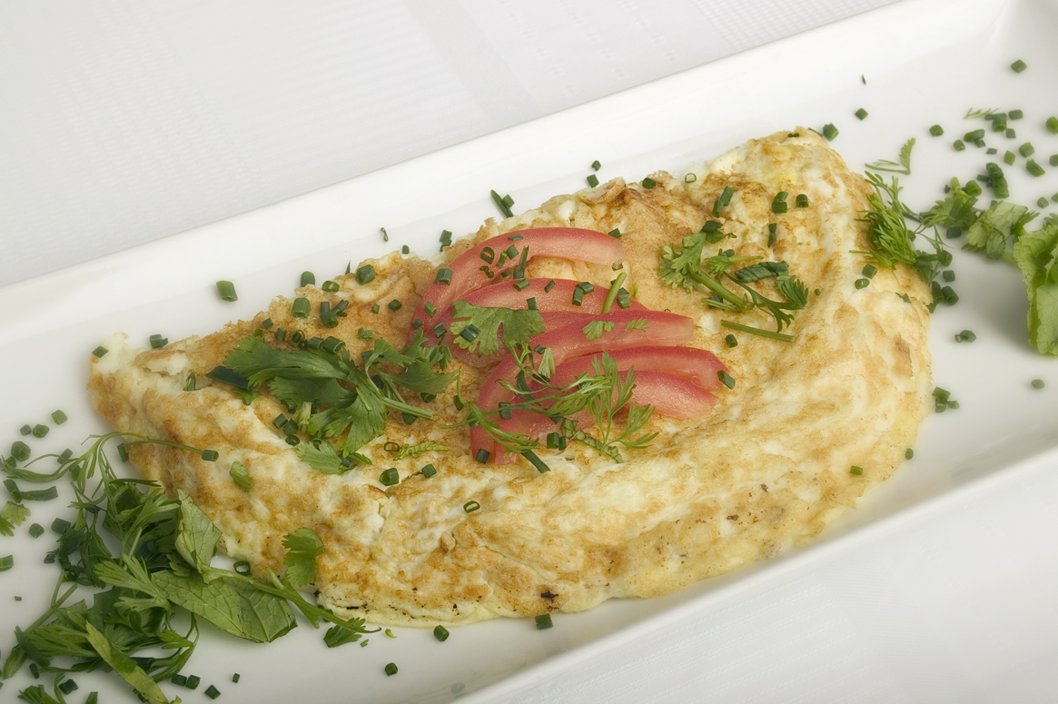 Omelet med hakket grønt