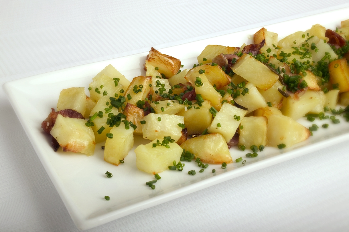 Sprødt kartoffel- og baconfad