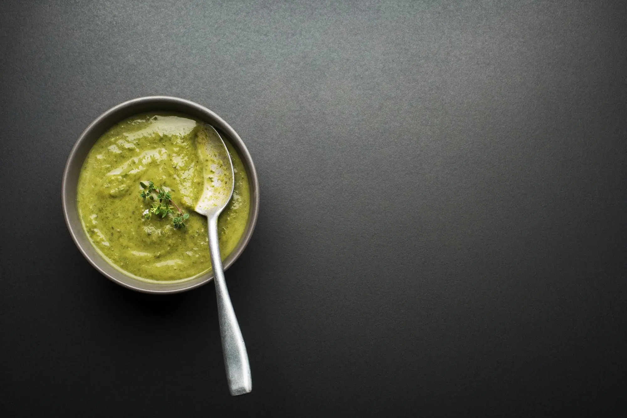 Nem avocadosuppe