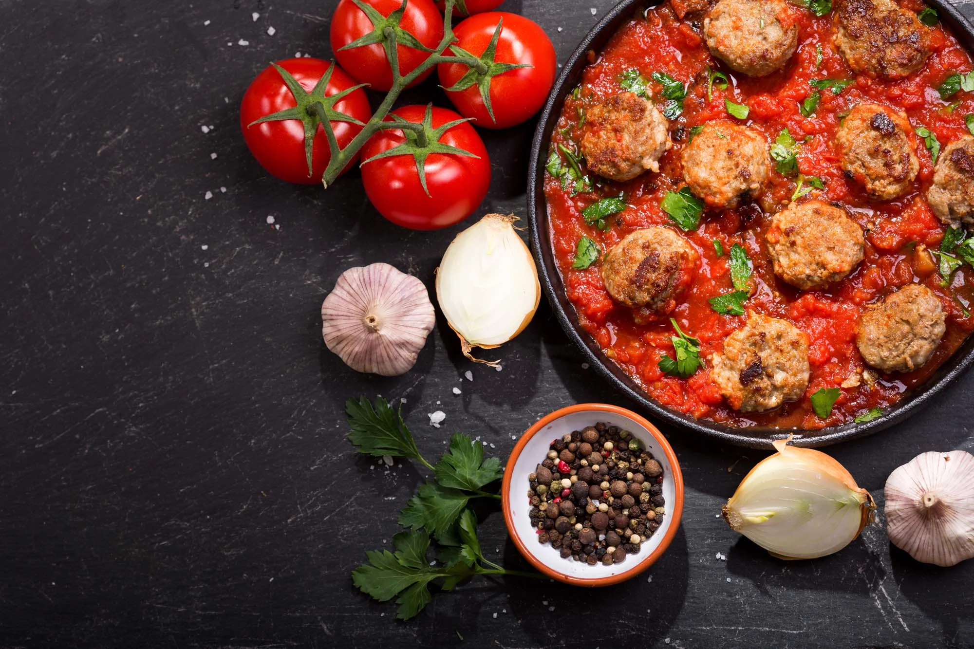 Italienske kødboller med pasta