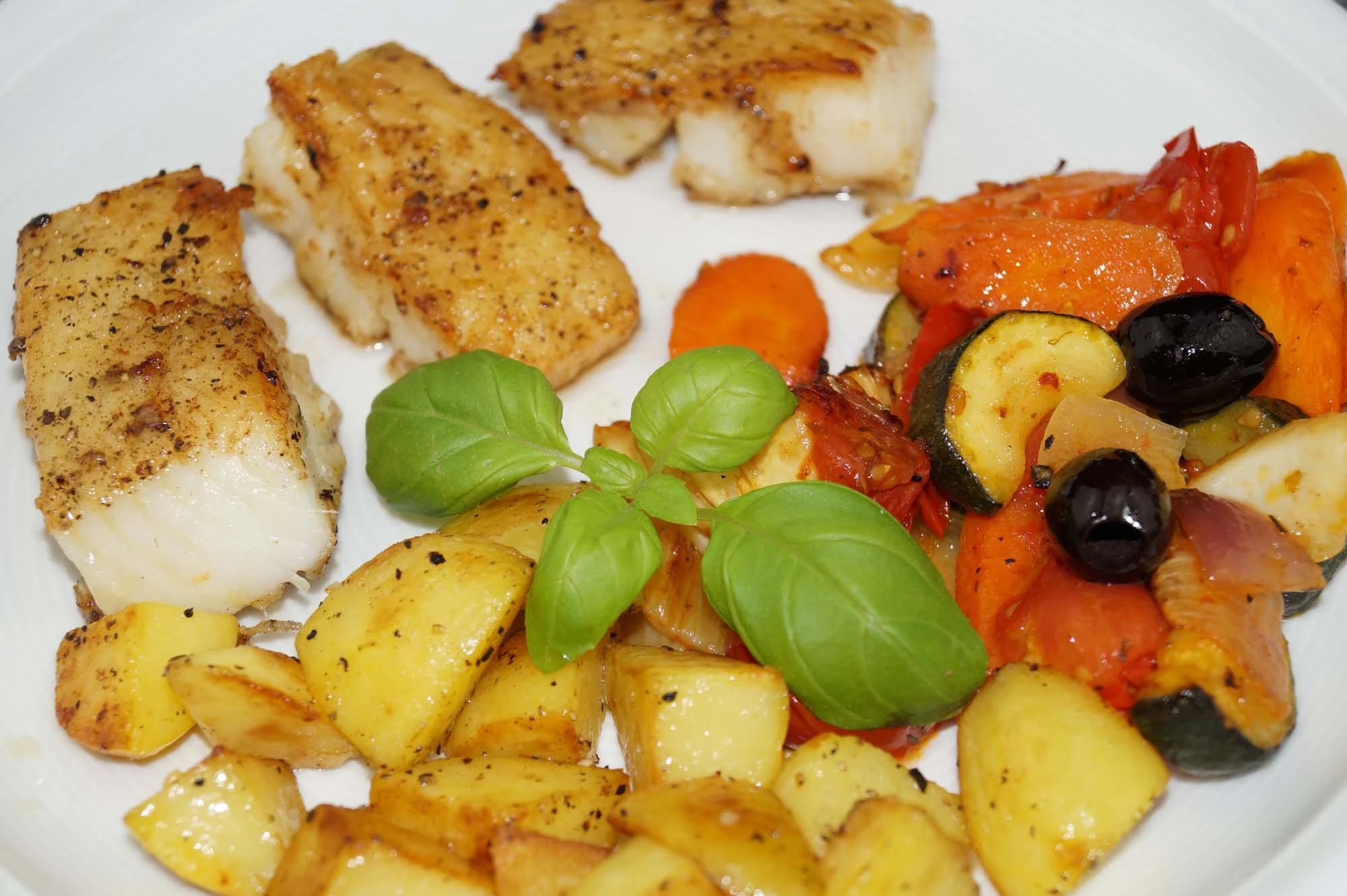 Chili- og hvidløgsmarineret hellefisk