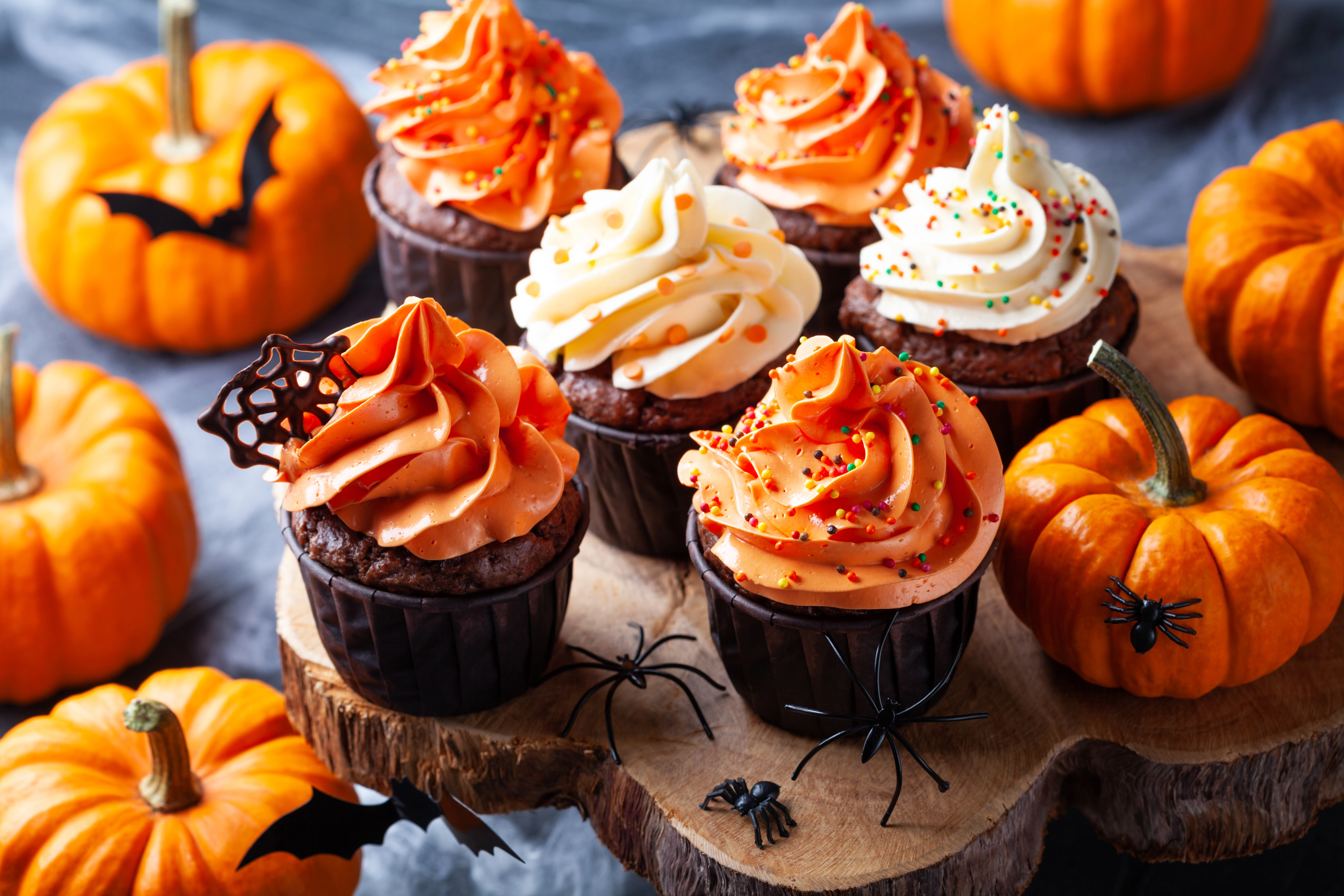 Halloween cupcakes