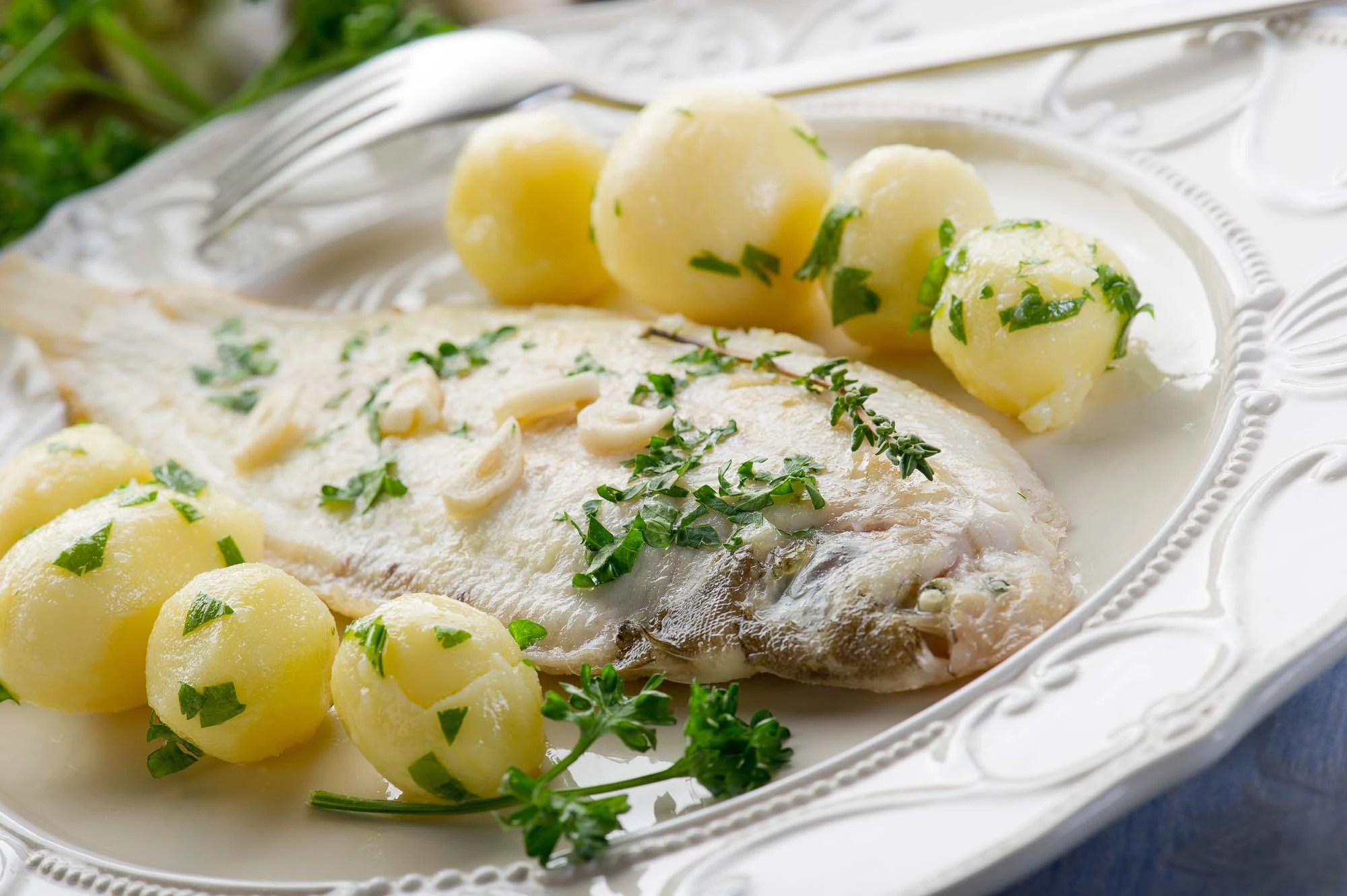 Rødtunge med dildkartofler