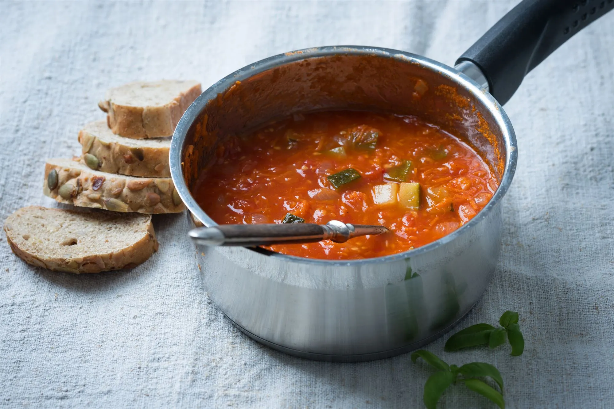 Gryderet med tomater