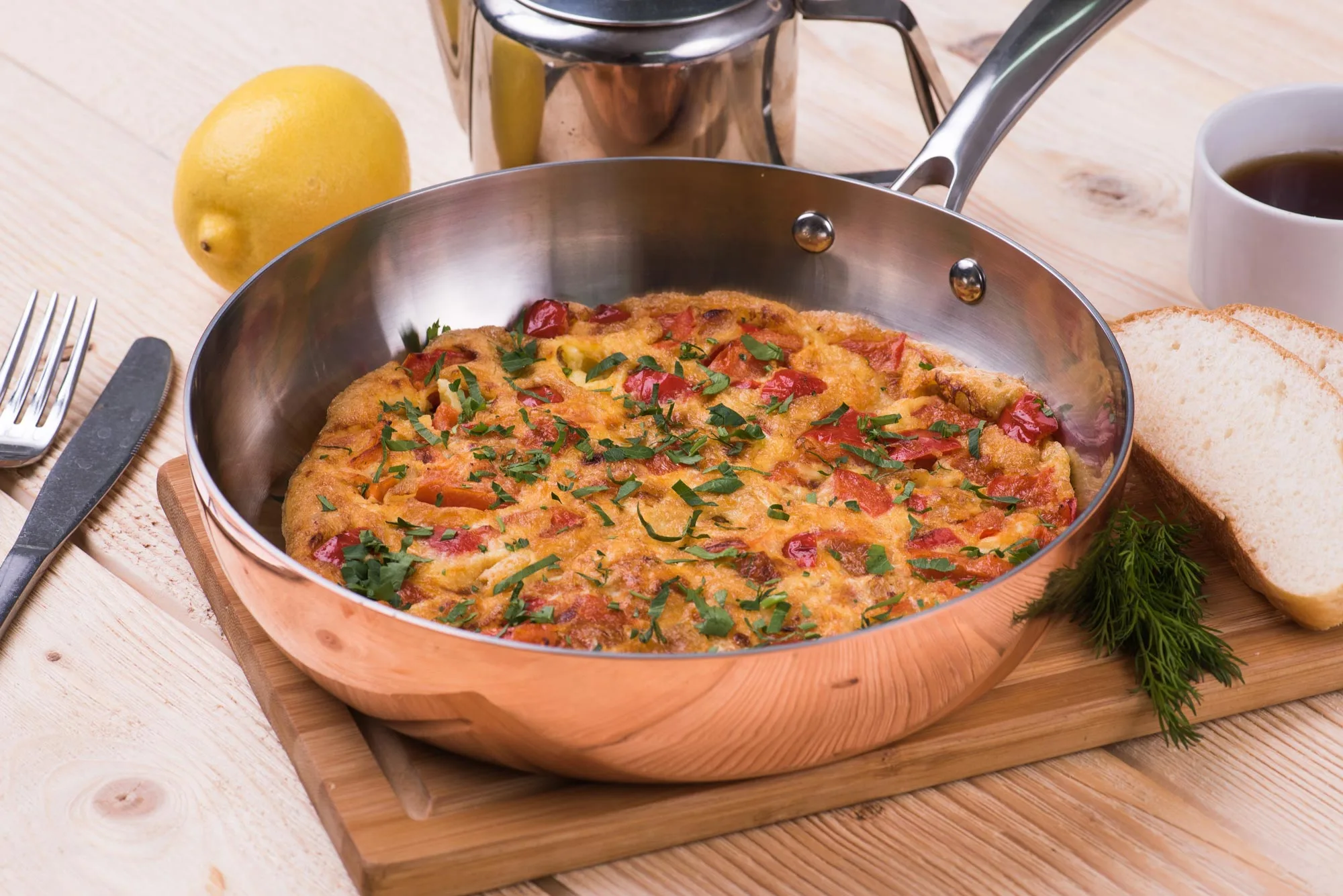 Æggekage med bacon på skummetmælk