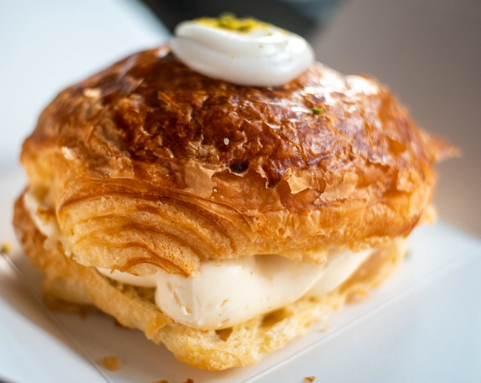 Fastelavnsboller med creme