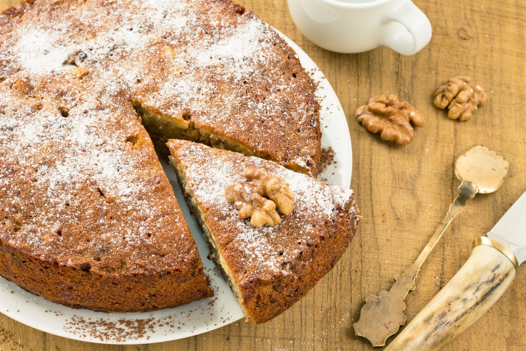 Italiensk nøddekage med vanille
